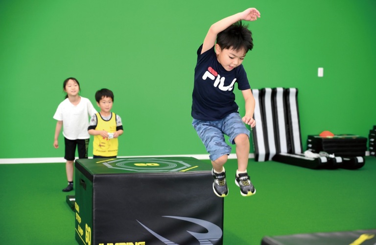 保育園に通う3歳のお子様の初めての習い事にぴったり”JPCスポーツ教室小牧中央店”で思いっきりカラダを動かそう！